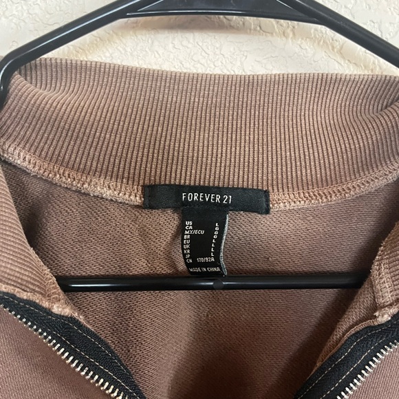 Forever 21 Great Smoky Mountains Quarter Zip - Picture 3 of 6